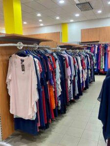 Abiti cerimonia da Tec abbigliamento vasta esposizione